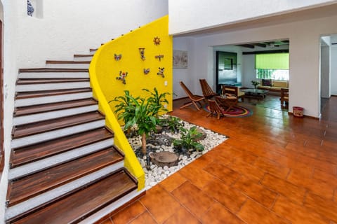 Communal lounge/ TV room, TV and multimedia, Coffee/tea facilities, Living room, Lobby or reception, Seating area, Area and facilities