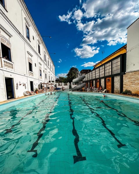 Swimming pool