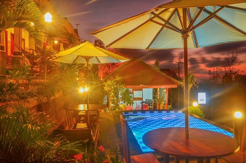 Pool view, Swimming pool
