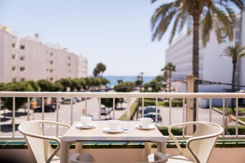View (from property/room), Balcony/Terrace, Sea view
