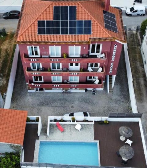 Property building, Balcony/Terrace, Swimming pool, Location