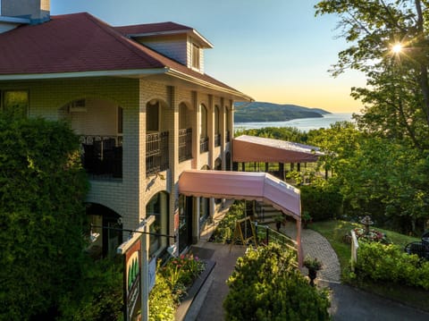 Property building, View (from property/room), Mountain view, River view