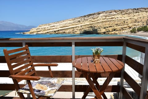 View (from property/room), Balcony/Terrace, Seating area, Mountain view, Sea view
