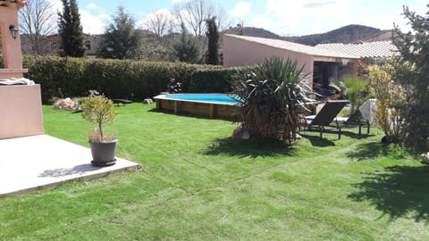 La maison du bonheur Apartment in Gréoux-les-Bains