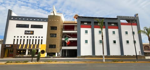 Property building, Facade/entrance