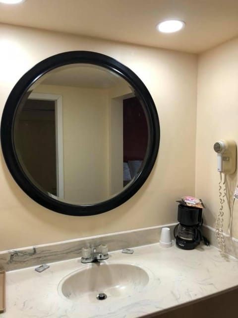 Scottish Inn and Suites Perry Motel in Perry