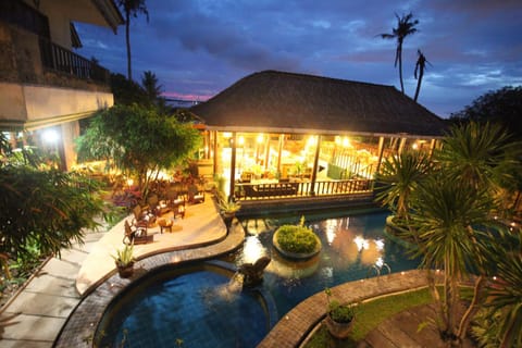 Bird's eye view, Swimming pool