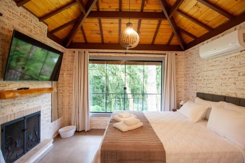 TV and multimedia, Bedroom