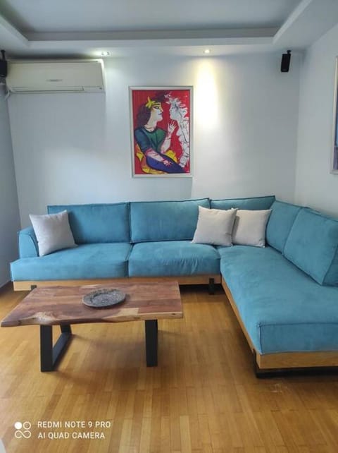 ONE block from the sea Family house at Floisvos Apartment in South Athens