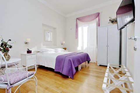 Decorative detail, Bedroom