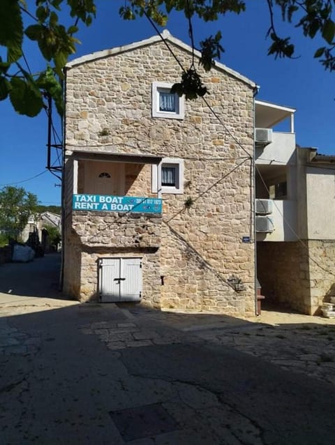 Prvinski Akvarel House in Šibenik-Knin County, Croatia