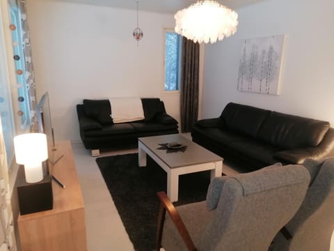 Majoituspalvelu Nurmi Apartment Oksapolku 2 B Deluxe Huoneisto 103m2 Apartment in Finland