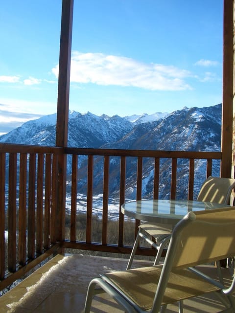 Winter, Horse-riding, Ski School, Skiing, Balcony/Terrace, Photo of the whole room, Hiking, Cycling, On site, Lake view, Mountain view, Sunset