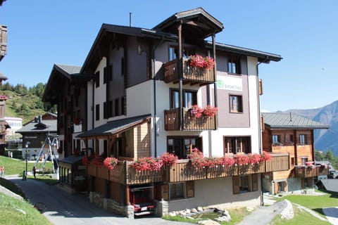 Facade/entrance, Summer