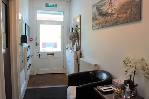 Property building, Lobby or reception, Decorative detail