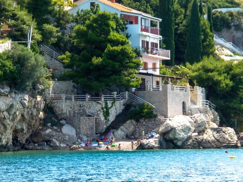 Property building, Facade/entrance, Beach