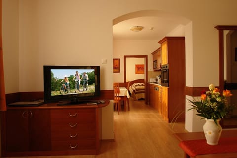 Living room, Photo of the whole room