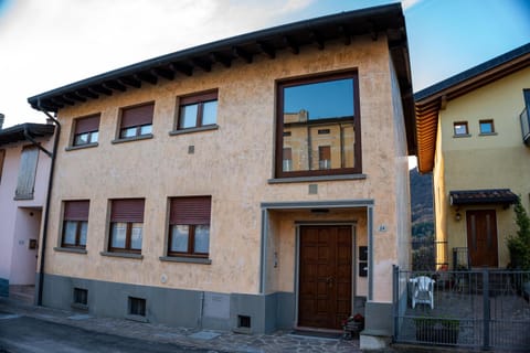 Property building, Day