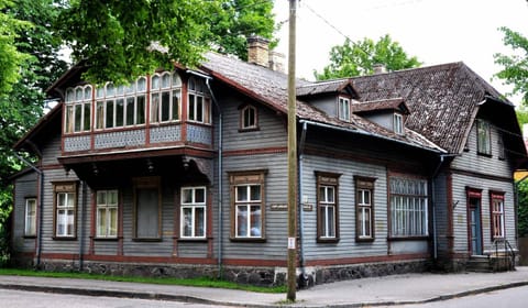Facade/entrance, Facade/entrance