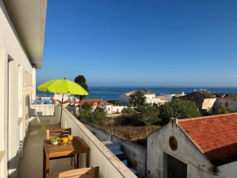 Patio, Day, Summer, View (from property/room), Balcony/Terrace, Seating area, City view, Sea view, Breakfast, Lunch, Dinner