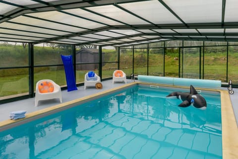 Natural landscape, Pool view, Swimming pool, group of guests, sunbed