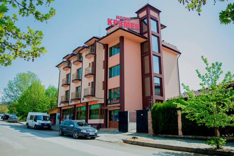 Комплекс Кремен Hotel in Blagoevgrad