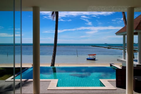 Day, Beach, Sea view, Swimming pool, Swimming pool