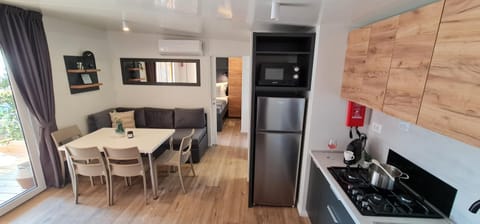 Mobile home Luka Campground/
RV Resort in Biograd na Moru