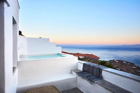 Hot Tub, Balcony/Terrace, Sea view