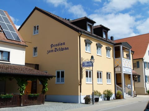 Property building, Facade/entrance