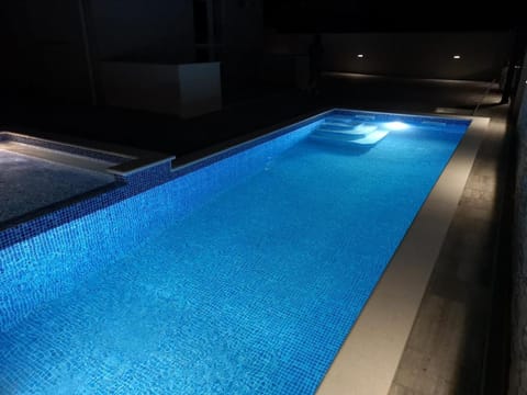 Pool view, Swimming pool, Swimming pool