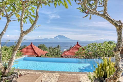 Mountain view, Sea view, Swimming pool