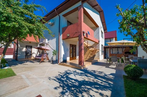 Property building, Balcony/Terrace
