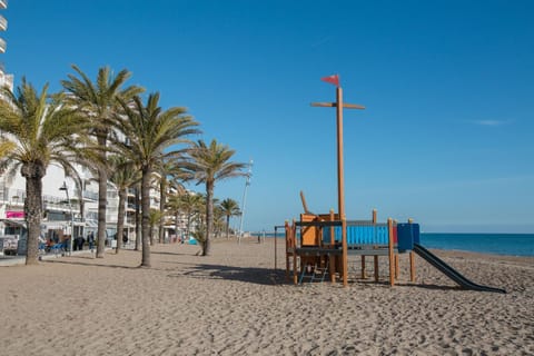 Children play ground, Beach