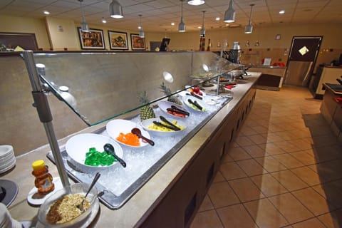 Restaurant/places to eat, Food and drinks, Food