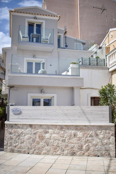 Property building, View (from property/room)