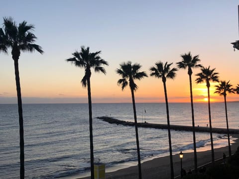 Nearby landmark, Beach, Sea view, Sunset