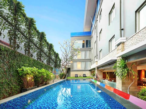 On site, Pool view, Swimming pool, Swimming pool