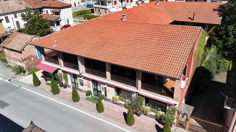 Property building, Neighbourhood, Street view