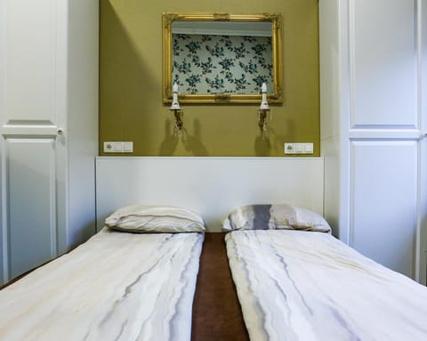 Other, Decorative detail, Bedroom