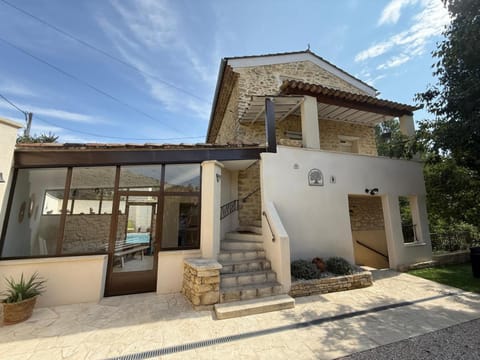 Gite Pont de Crillon House in Bédoin