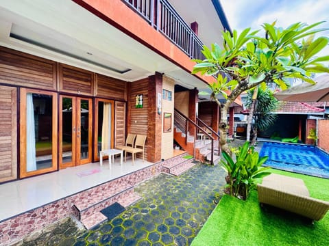 D'Tegal House Bed and Breakfast in Nusapenida