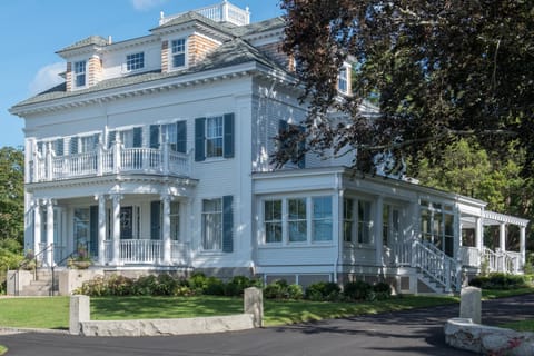 Facade/entrance, Street view