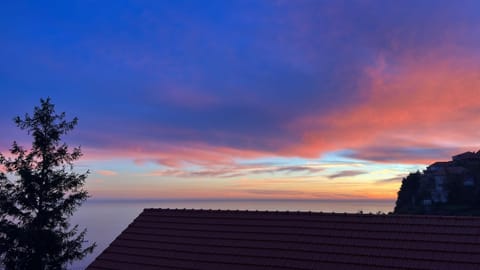 Panoramic viewpoint House in Furore