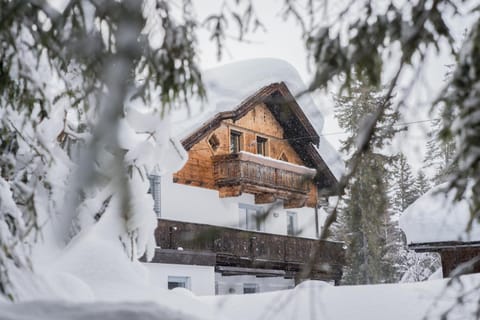 Property building, Winter