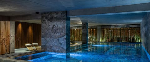 Swimming pool, Swimming pool