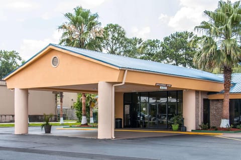 Property building, On site