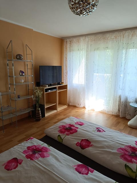 TV and multimedia, Bedroom