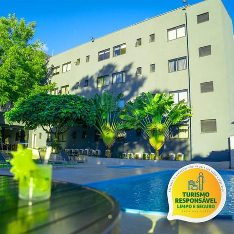 Property building, Pool view