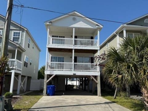 Cooper's Lighthouse Home House in Surfside Beach